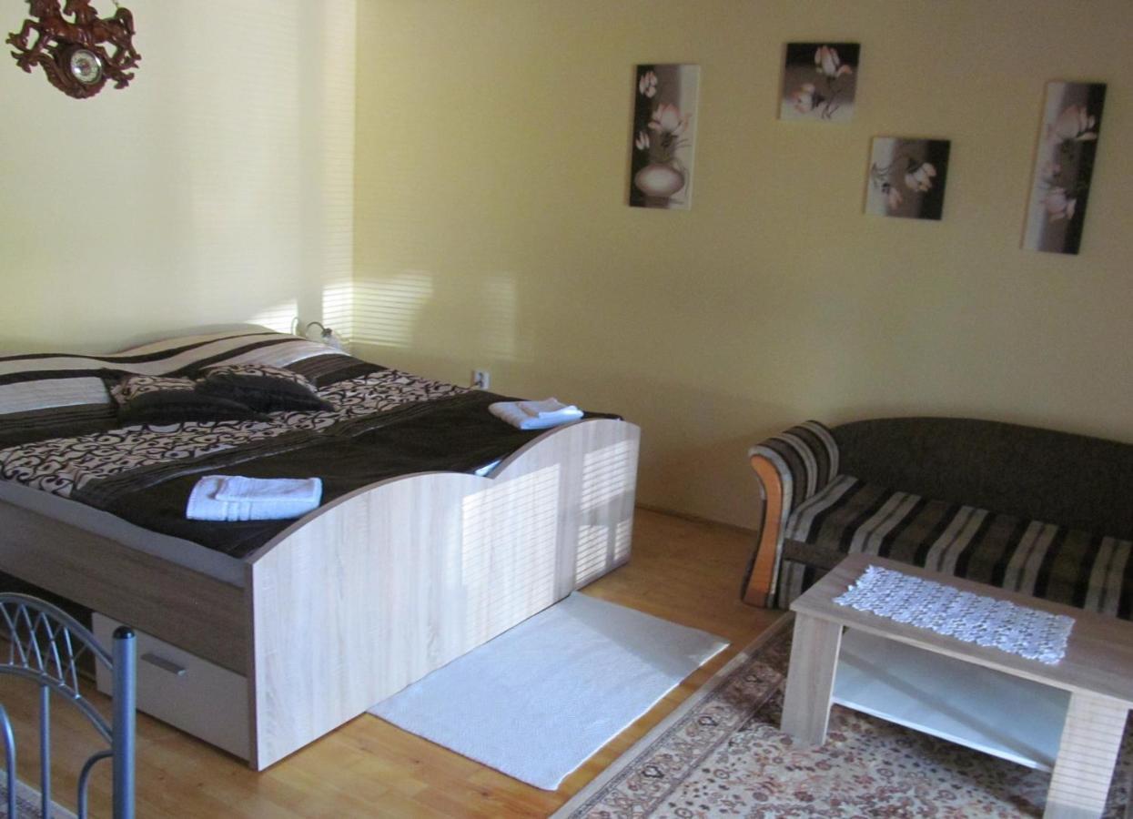 A+S Penzion Podzamok Spišské Podhradie Esterno foto