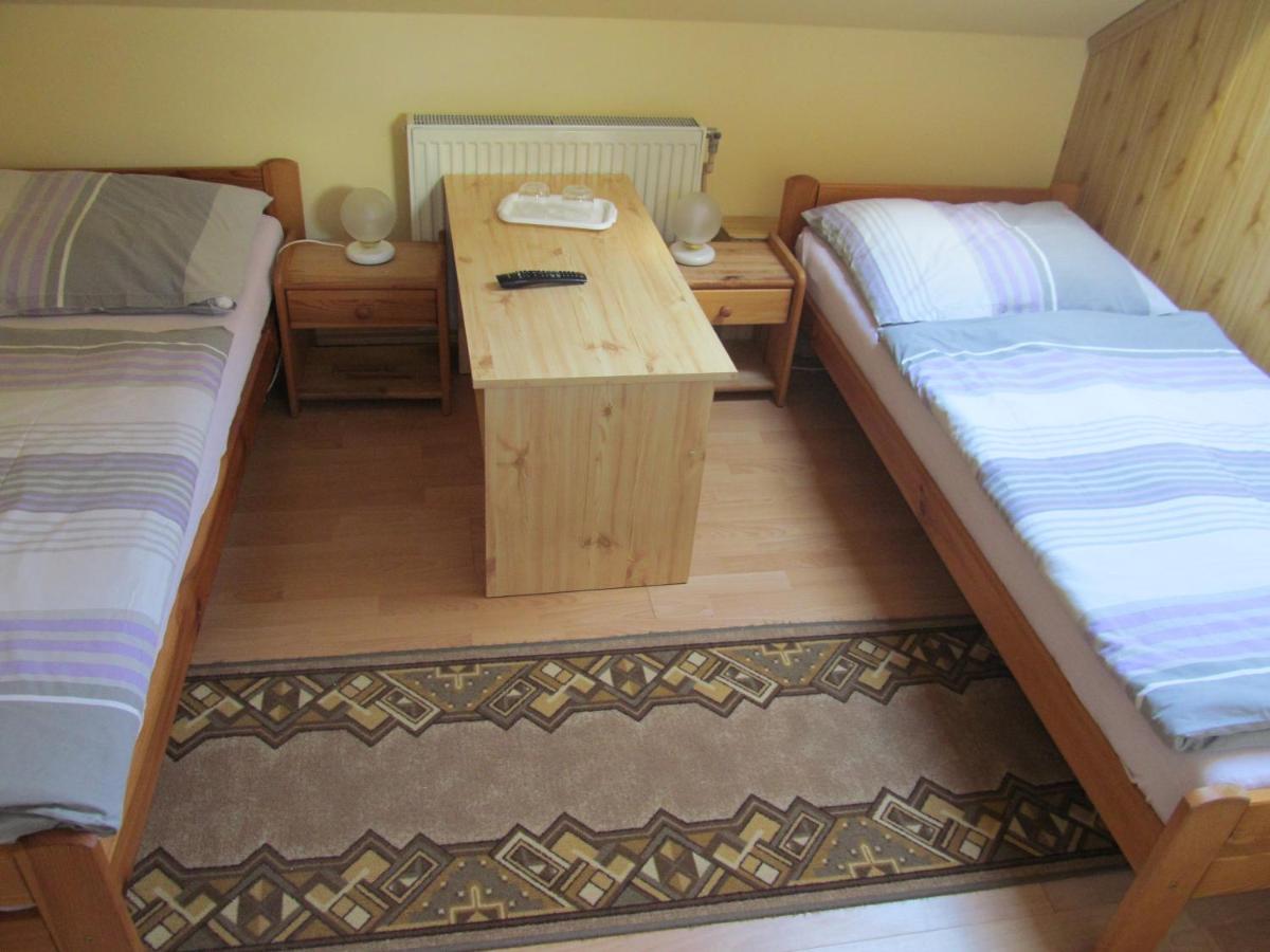 A+S Penzion Podzamok Spišské Podhradie Esterno foto