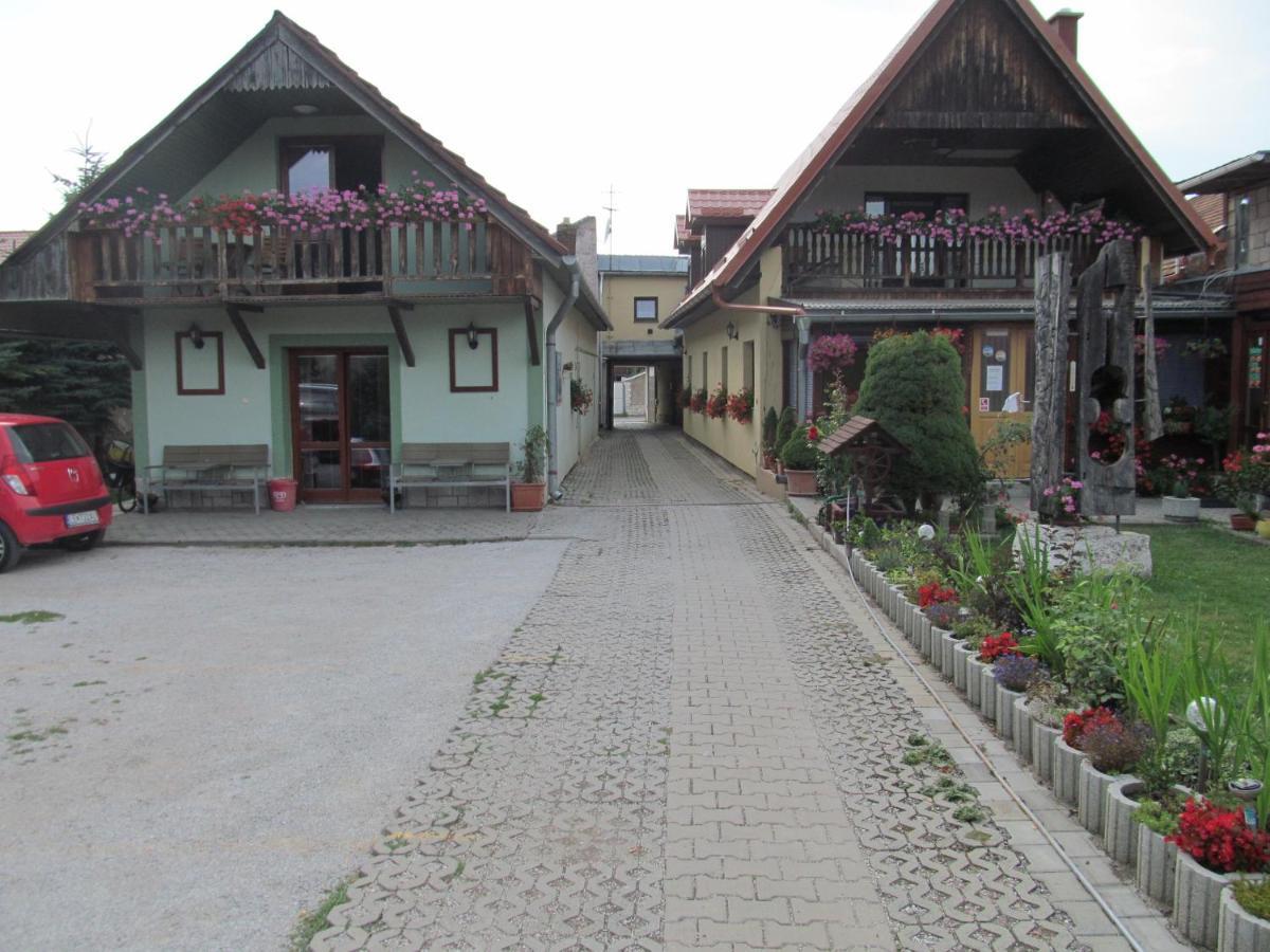 A+S Penzion Podzamok Spišské Podhradie Esterno foto